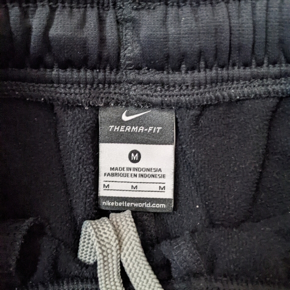 Nike Sweatpants - Picture 3 of 5